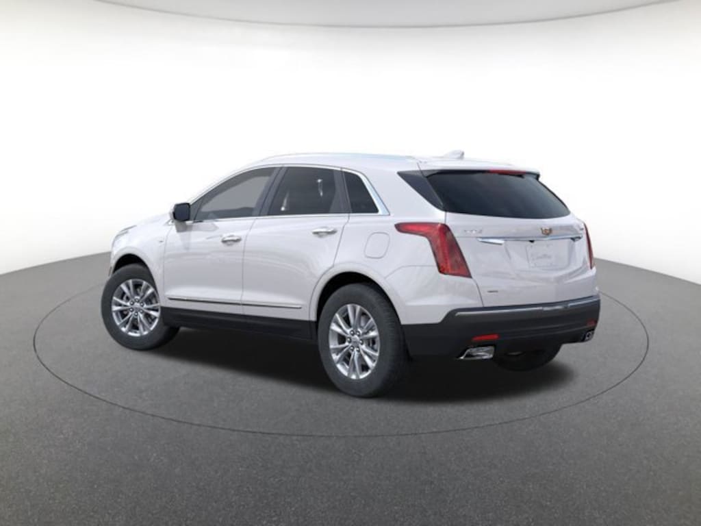 New 2026 CADILLAC XT5 Luxury SUV
