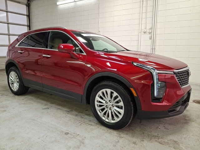 2024 Cadillac XT4 Luxury's photo