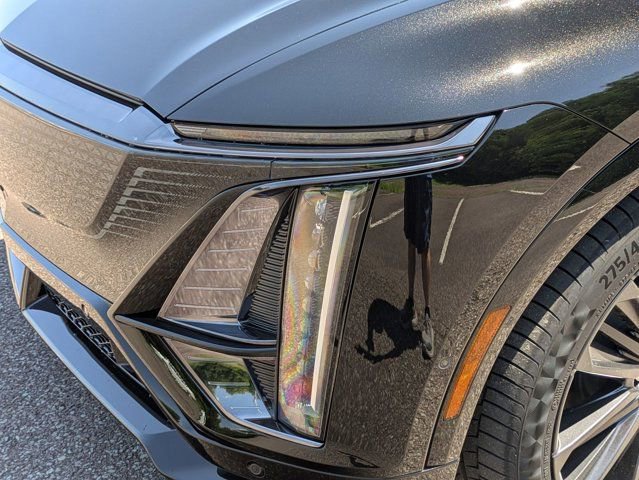 2026 Cadillac LYRIQ V Premium - Photo 7