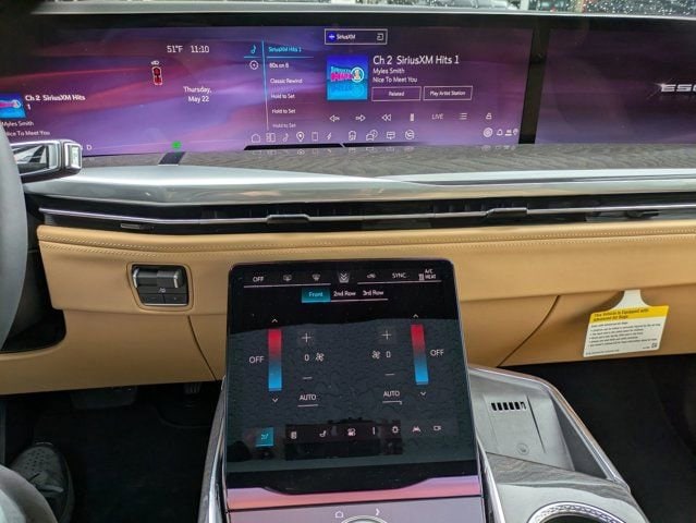 2025 Cadillac Escalade IQ Luxury 2 - Photo 17