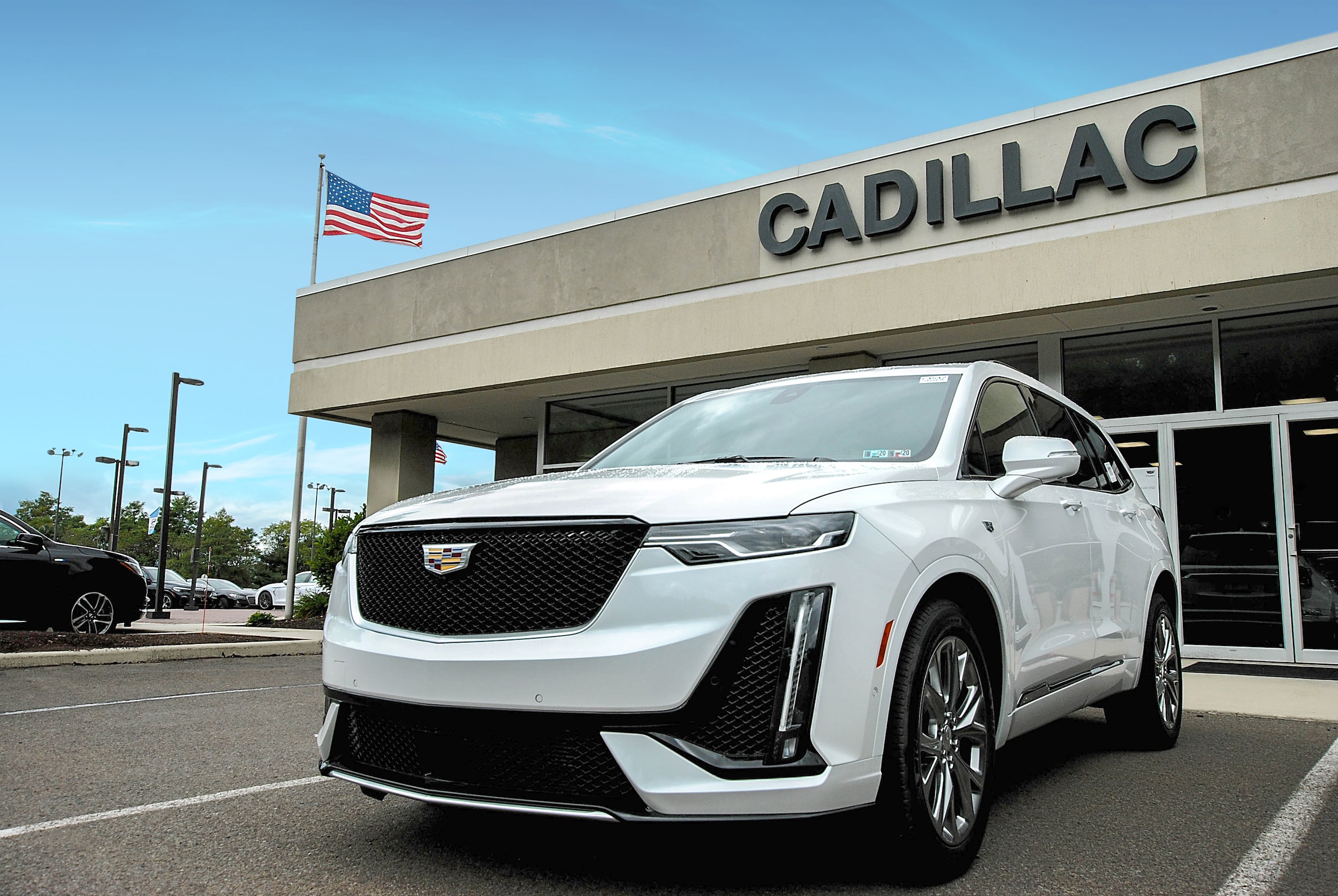 MotorWorld Cadillac Exterior