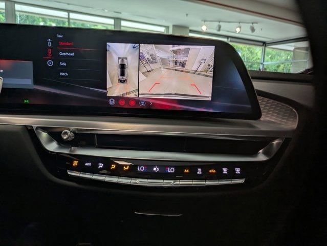 2026 Cadillac LYRIQ V Premium - Photo 17