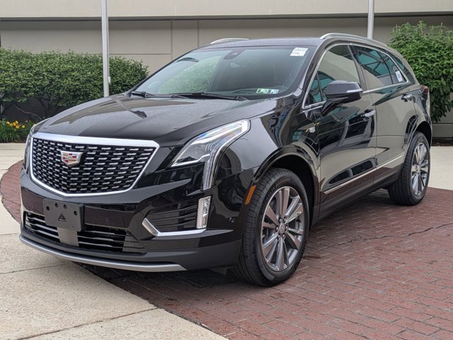 2025 Cadillac XT5 Premium Luxury photo 3