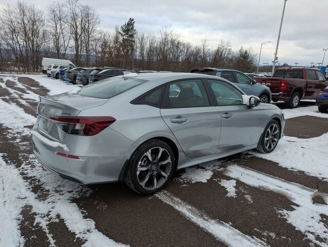 2025 Honda Civic Hybrid Sport Touring photo 3