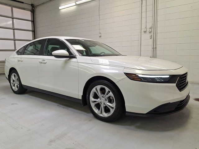 2023 Honda Accord 1.5T LX CVT's photo