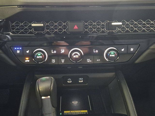 2023 Honda Accord Hybrid Touring - Photo 18
