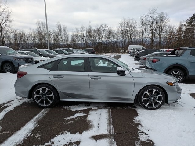 2025 Honda Civic Hybrid Sport Touring photo 2