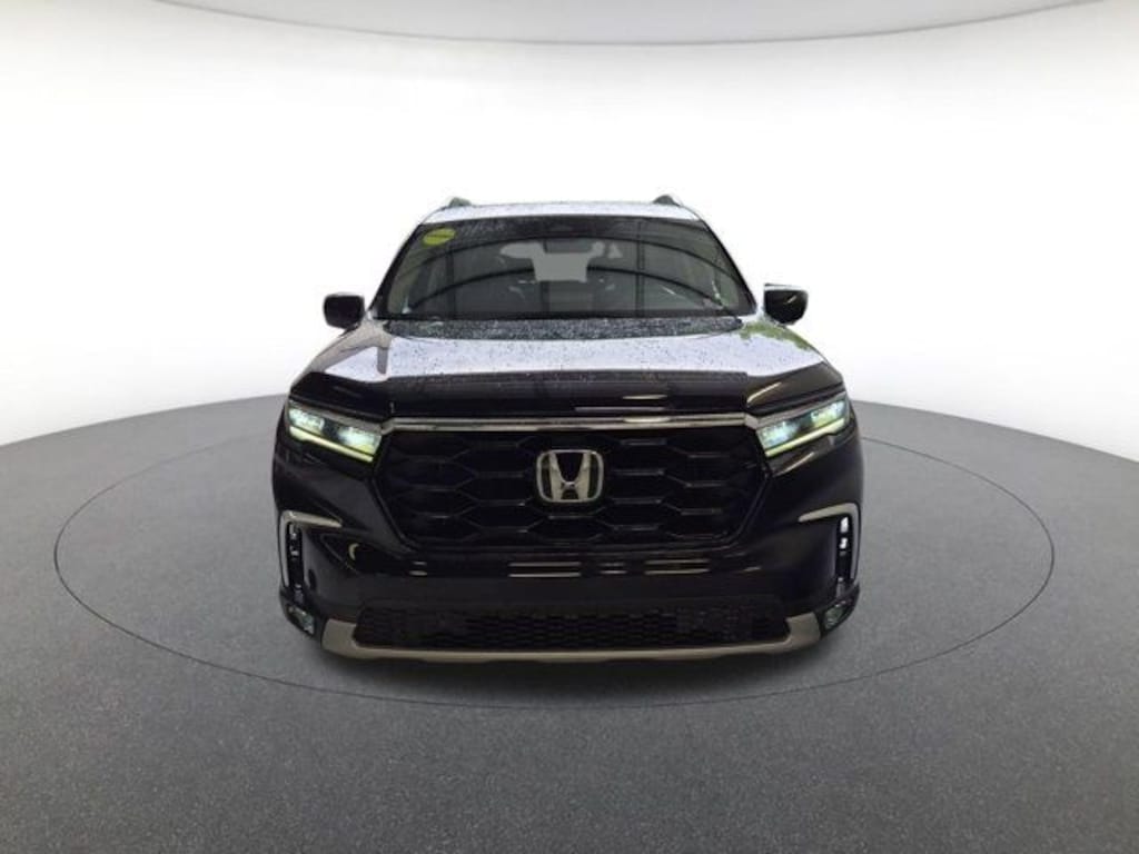 Certified 2024 Honda Pilot Touring SUV