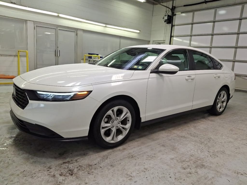 Certified 2023 Honda Accord LX Sedan