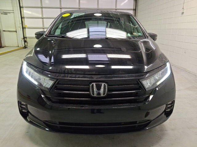 2023 Honda Odyssey Sport photo 2