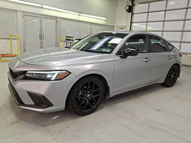 2022 Honda Civic Sport Hatchback photo 3