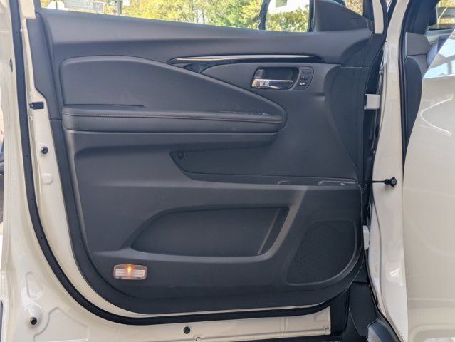 2026 Honda Ridgeline Black Edition - Photo 12