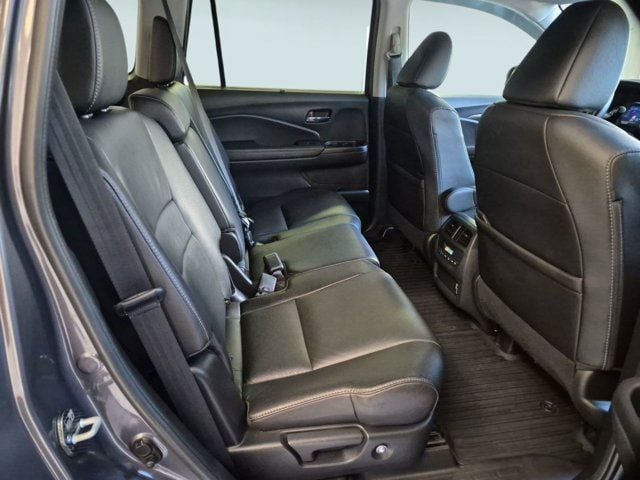 2022 Honda Pilot SE - Photo 20