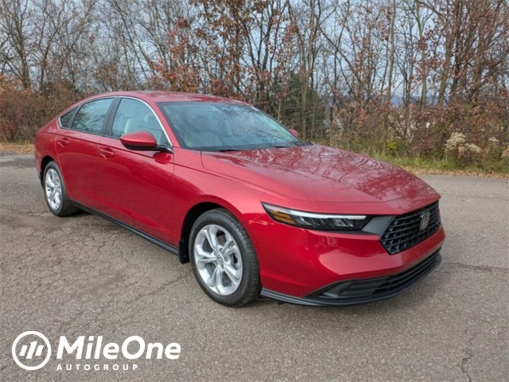 New 2025 Honda Accord LX Sedan