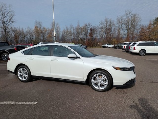 2025 Honda Accord LX photo 2