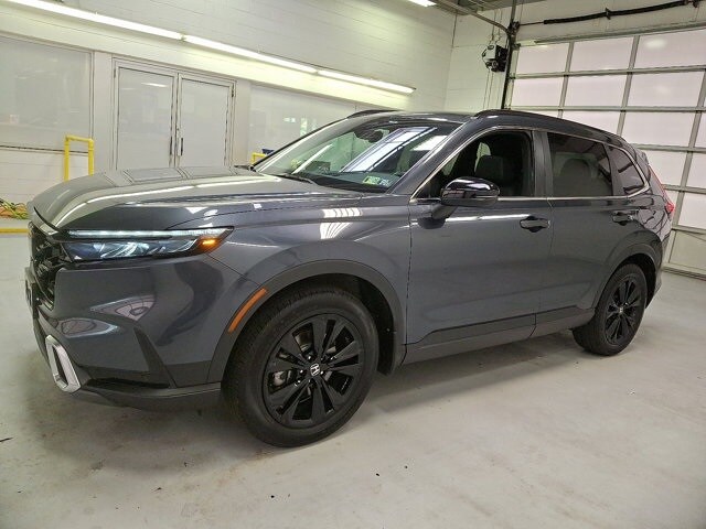 2023 Honda CR-V Hybrid Sport Touring photo 3