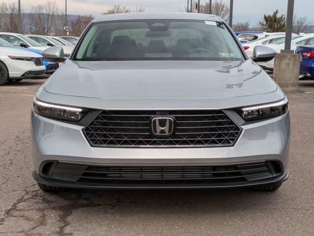 2025 Honda Accord LX photo 2