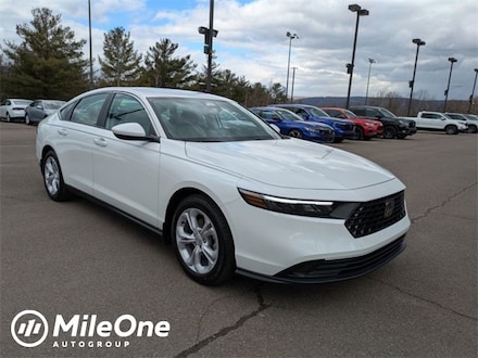 2025 Honda Accord LX Sedan