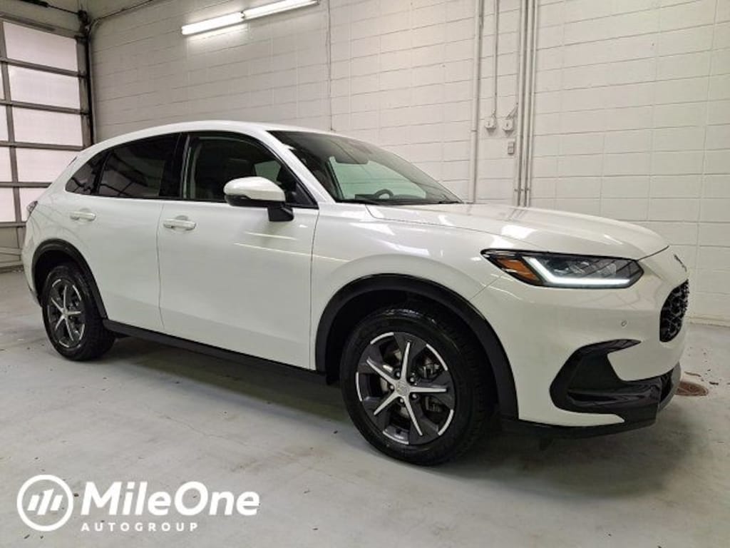 Certified 2025 Honda HR-V EX-L SUV