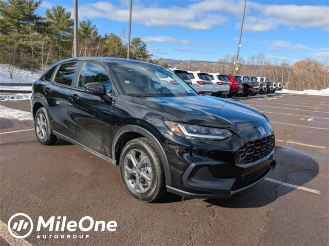 2026 Honda HR-V LX's photo