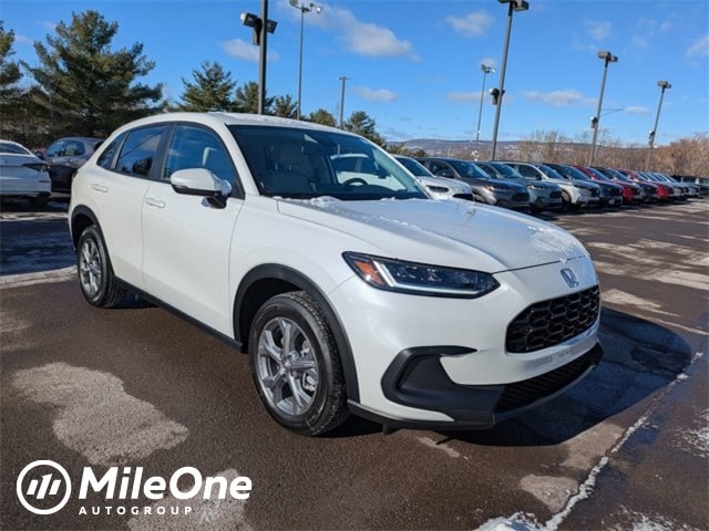 2026 Honda HR-V LX's photo