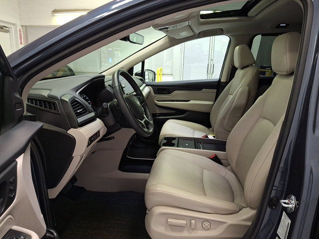 2025 Honda Odyssey EX-L - Photo 14