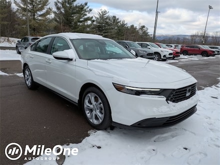 2025 Honda Accord LX Sedan