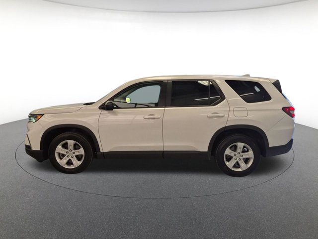 2023 Honda Pilot LX - Photo 8