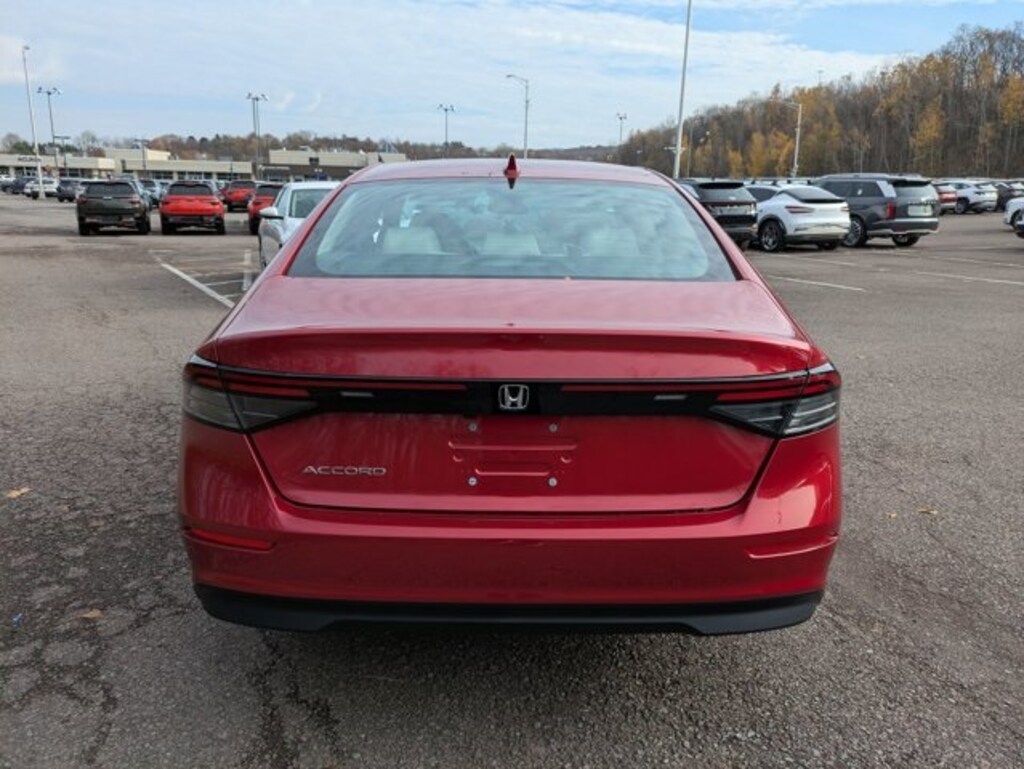 New 2025 Honda Accord LX Sedan