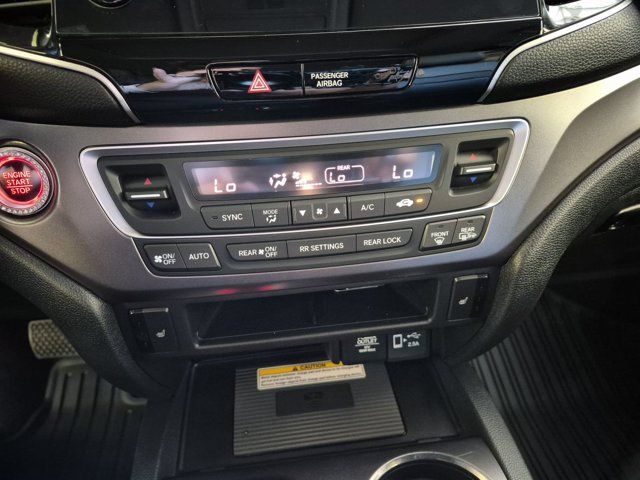 2022 Honda Pilot SE - Photo 18
