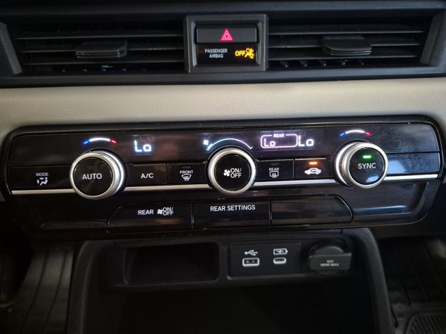 2023 Honda Pilot LX - Photo 18