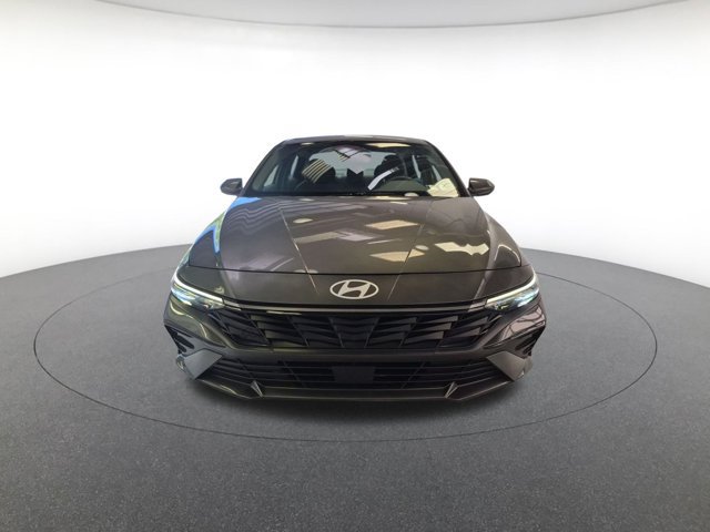 Certified 2025 Hyundai Elantra SEL Convenience Sedan