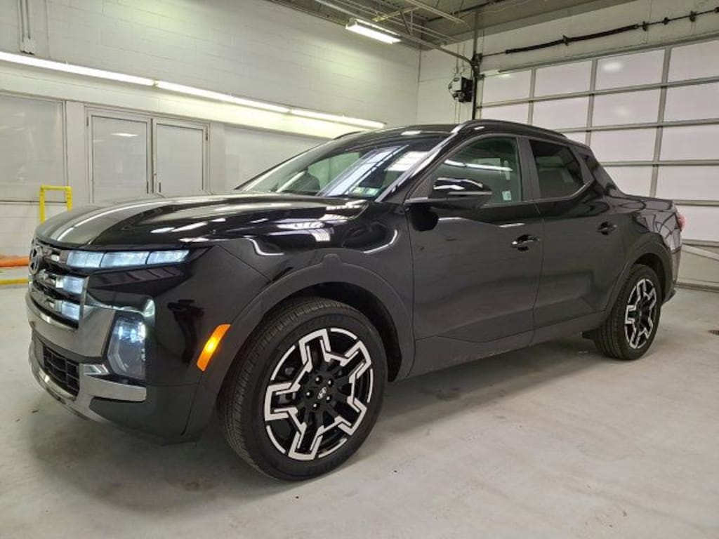 Certified 2025 Hyundai Santa Cruz Limited Truck Crew Cab
