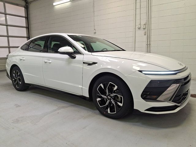 2024 Hyundai Sonata SEL AWD's photo