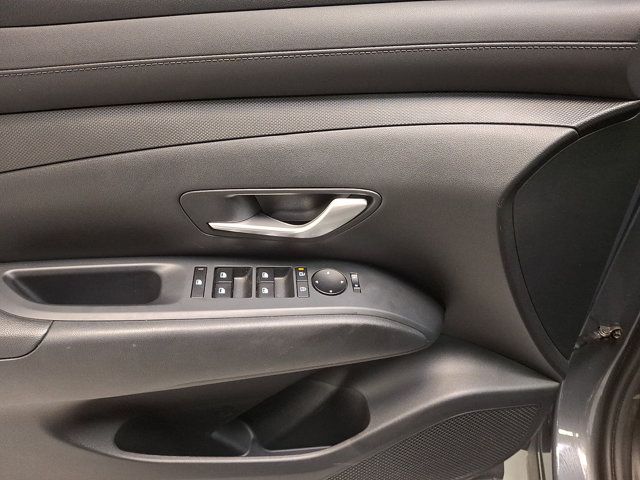 2025 Hyundai Tucson SEL - Photo 12