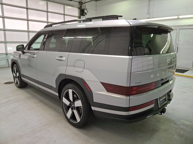 2024 Hyundai Santa Fe Limited photo 4