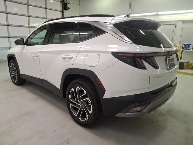 2025 Hyundai Tucson Limited photo 3
