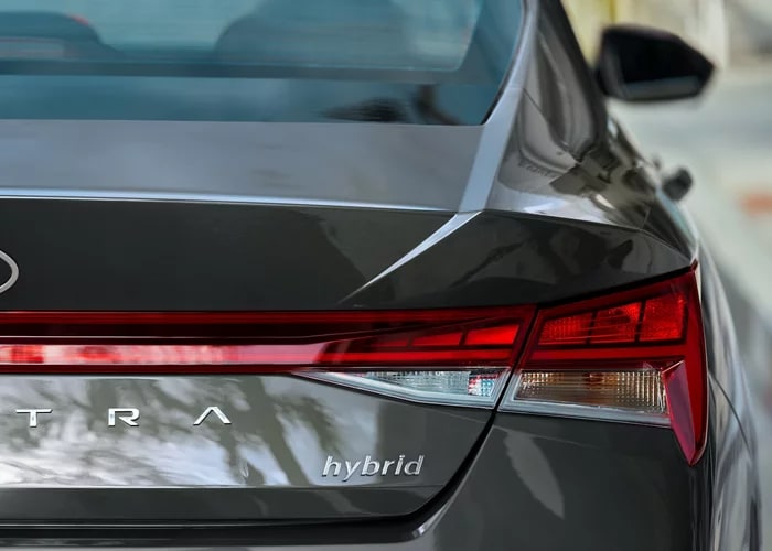 2024-hyundai-elantra-hybrid-back.png