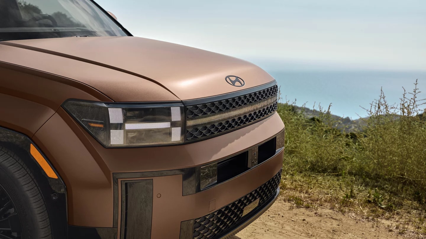 2024-hyundai-santa-fe-grill.png