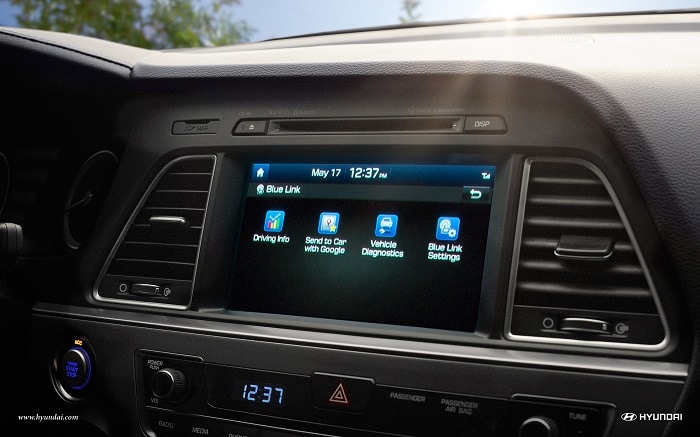 2017-Hyundai-Sonata-Interior-Touchscreen.jpg