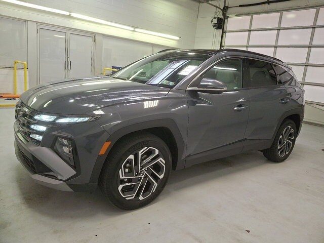 2025 Hyundai Tucson Limited photo 3