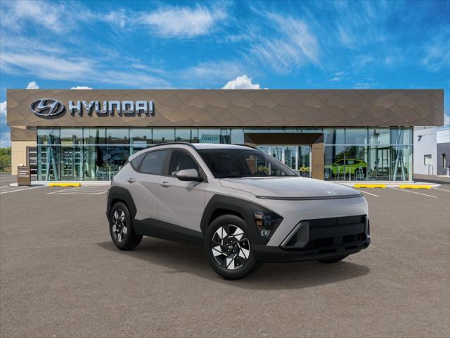 2025 Hyundai Kona SEL photo 2