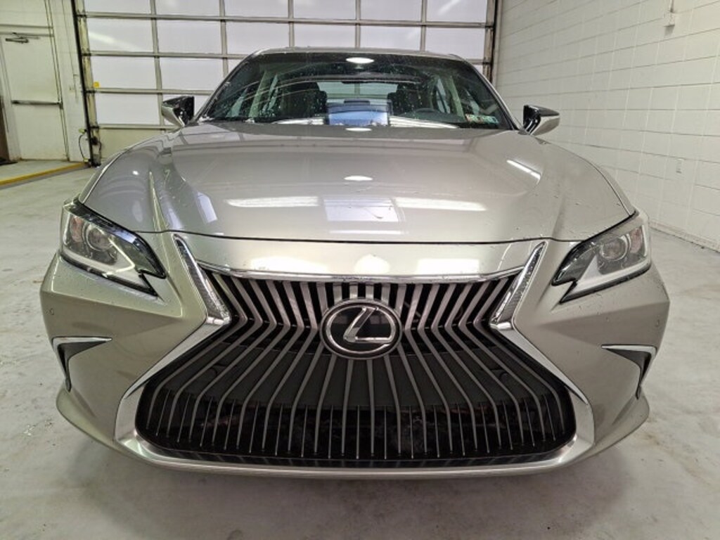 Used 2020 Lexus ES 350 Sedan