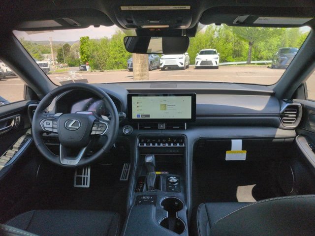 2026 Lexus IS 350 F SPORT - Photo 9