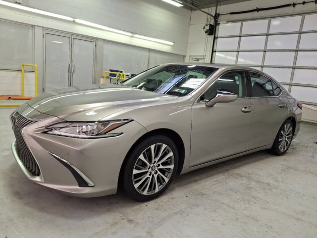 Used 2020 Lexus ES 350 Sedan