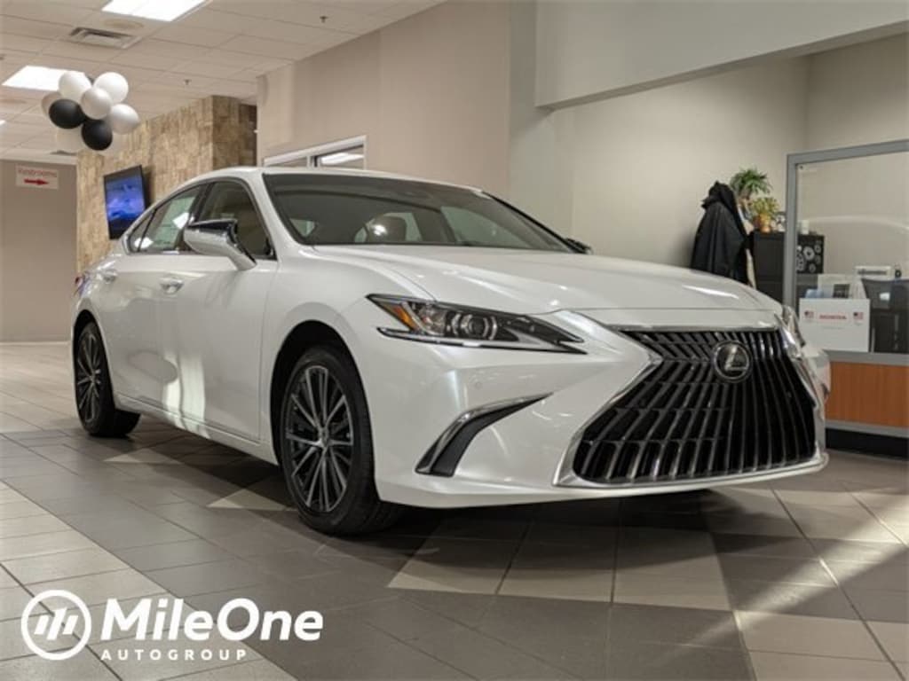 New 2025 Lexus ES 350 SEDAN