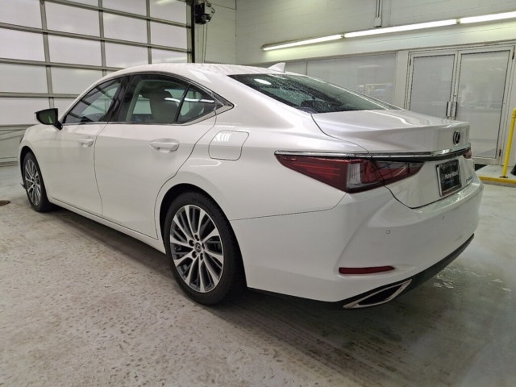 Used 2020 Lexus ES 350 Sedan