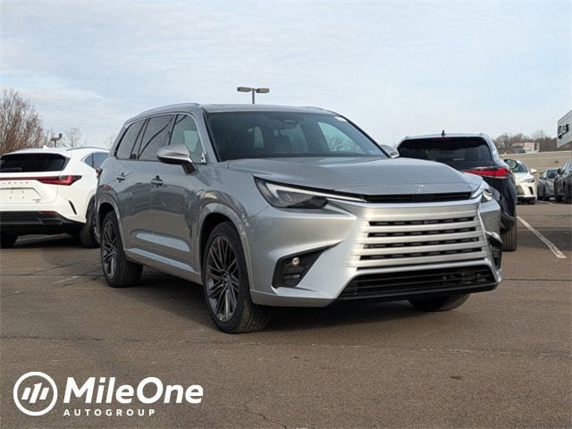 2026 Lexus TX Luxury's photo