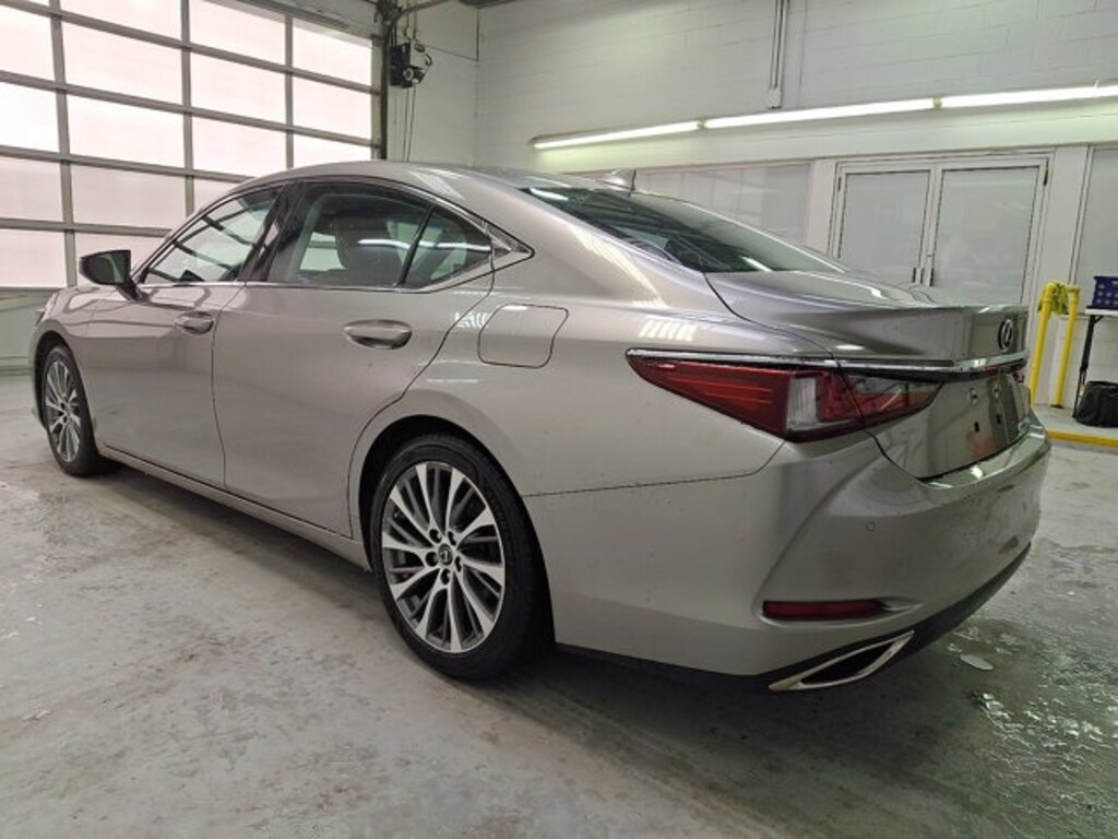 Used 2020 Lexus ES 350 Sedan