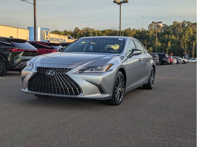 2025 Lexus ES 350 photo 3